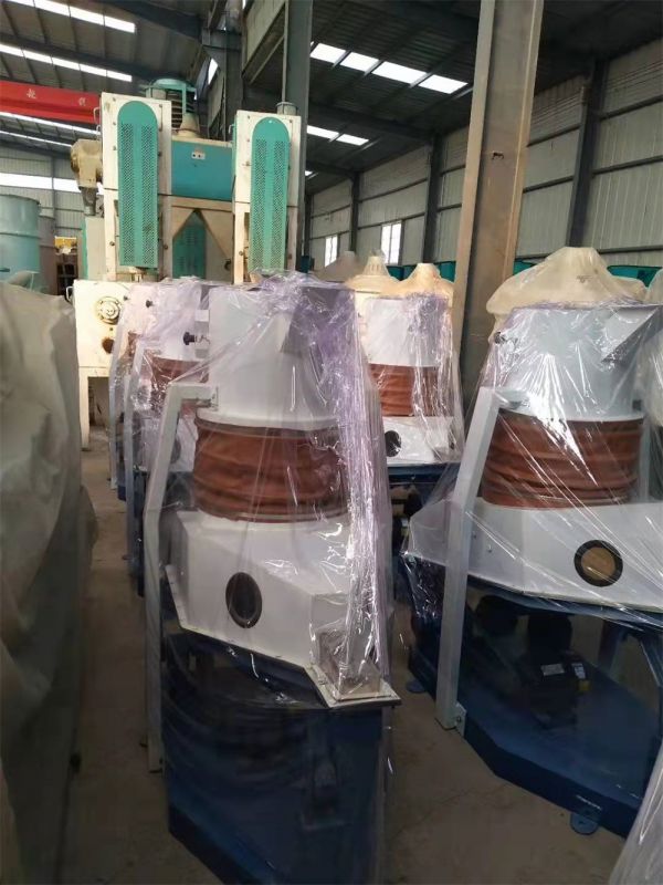 亿泰粮油机械成品库房